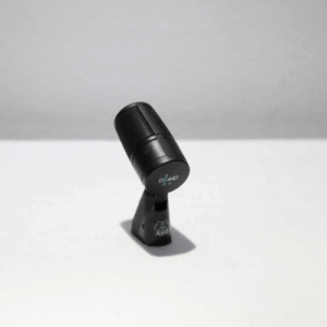 AKG D440